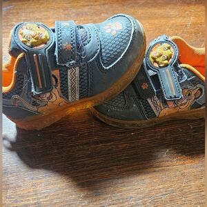 Disney Lion King Light up Shoes Boys Toddler Size 9